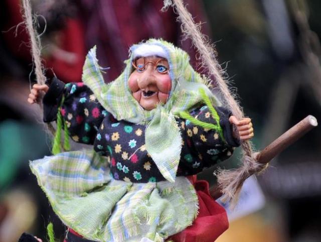 Who is La Befana? Traditions and Origins of Italy's Christmas Witch -  Travel Rome like a local